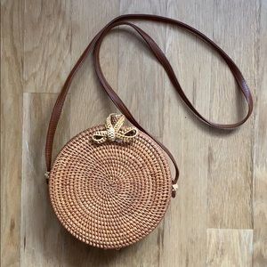 Vintage straw circle bag